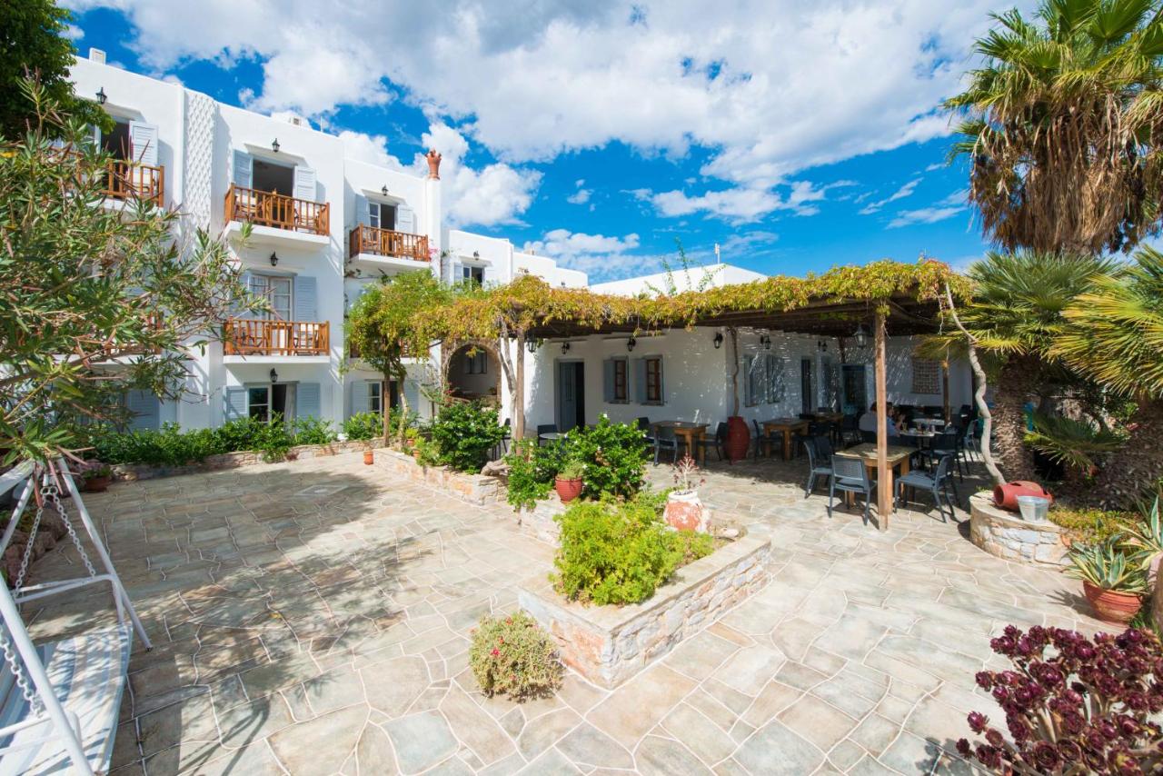 Hotel-Efrosini-Miles-Away-Travel-Sifnos (18)