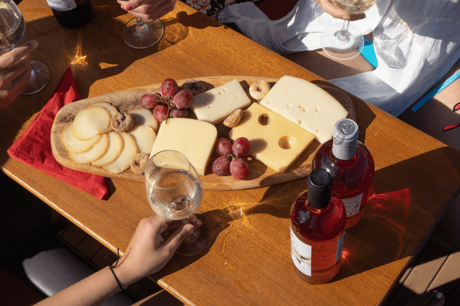 Miles-Away-Wine-and-Cheese-Experience-Sifnos (8)