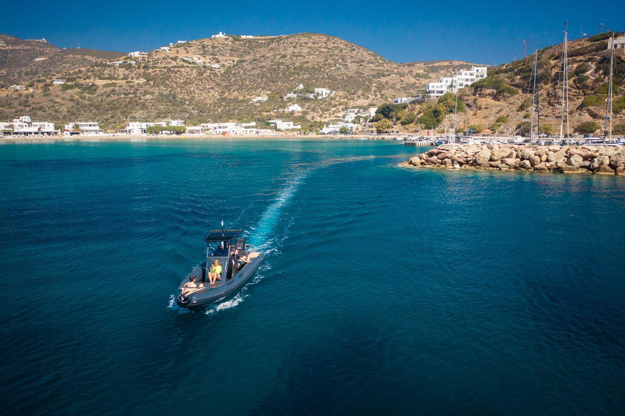 Transfer-Fykiada-Miles-Away-Travel-Sifnos (2)