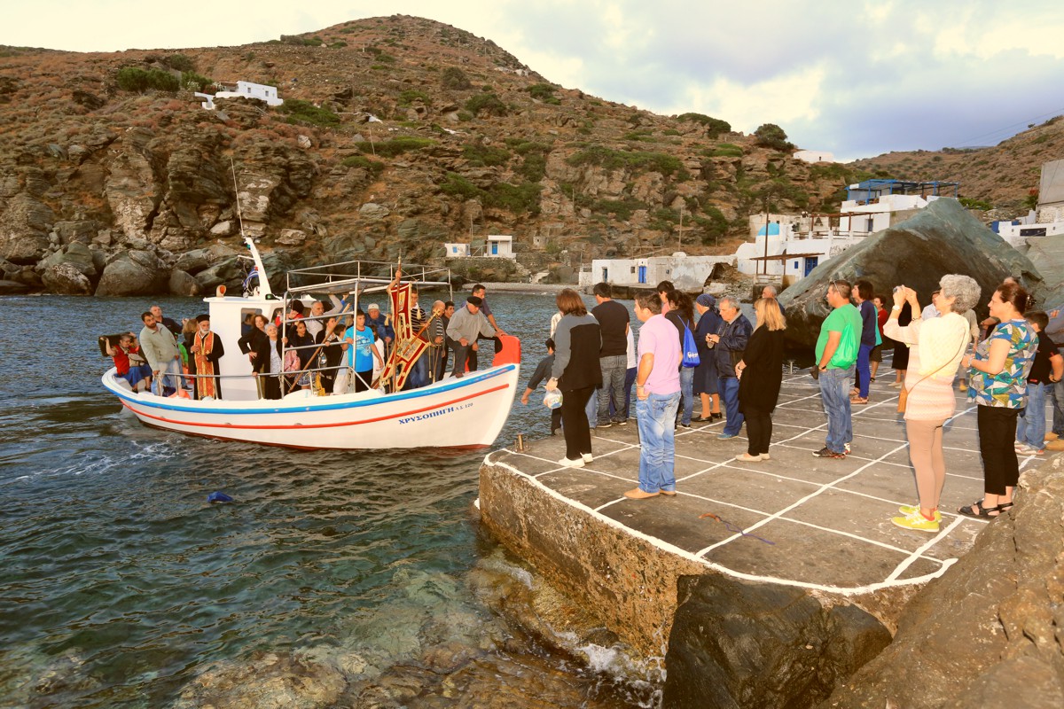 feasts-sifnos-miles-away-travel-2