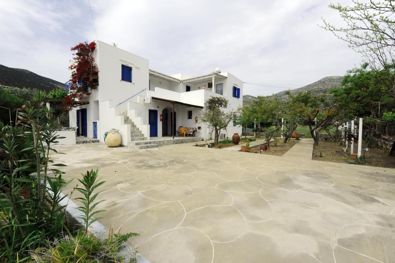 Miles-Away-Travel-Sifnos-Aegean-Harmony-Platys Gialos (44)